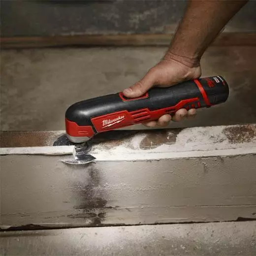 Milwaukee M12™ Multi-Tool Kit, Model 2426-22* - Image 3