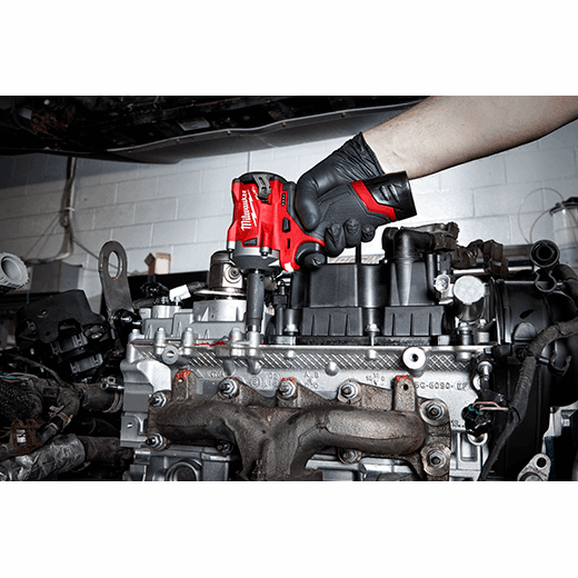 Milwaukee M12™ FUEL™ Stubby 3/8 In. Impact Wrench Kit, Model 2554-22* - Image 3