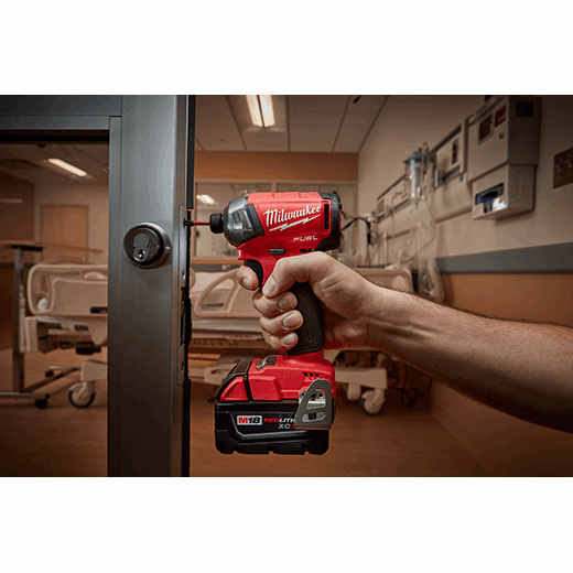 Milwaukee M18 FUEL™ SURGE™ 1/4 In. Hex Hydraulic Driver Kit, Model 2760-22* - Image 5