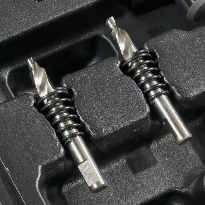 Klein Tools Hole Cutter Kit, Master Electrician Hole Cutter, 8-Piece, Model 31873* - Image 4