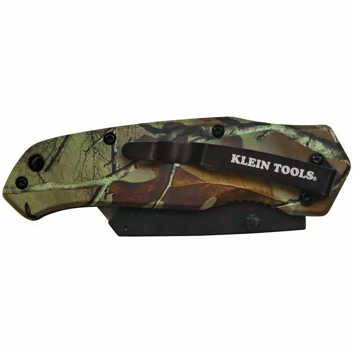 Klein Tools Folding Utility Knife REALTREE XTRAâ„¢ Camo, Assisted-Open, Model 44135 - Image 4