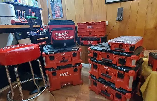 Milwaukee PACKOUT™ Cooler, Model 48-22-8302 - Image 5