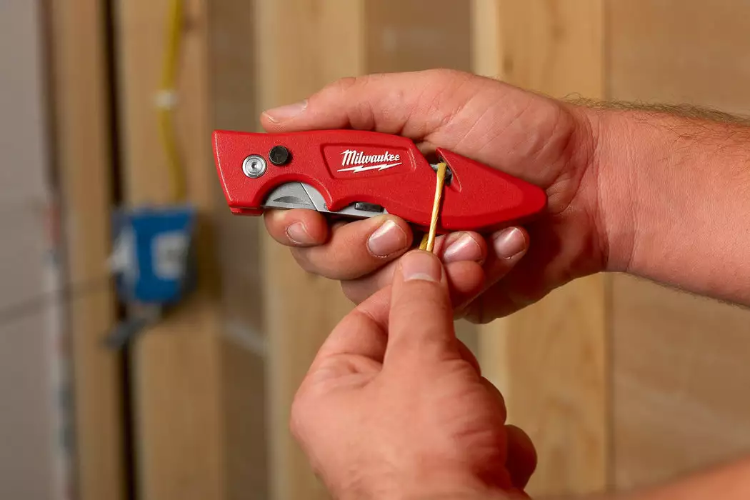 Milwaukee FASTBACK⢠Utility Knife, Model 48-22-1901 - Image 10