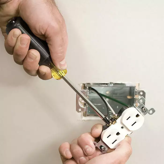 Klein Tools #2 Phillips Screwdriver, 4" Round Shank, Model 603-4 - Image 5