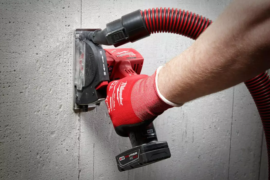 Milwaukee M12™ FUEL™ 3 In. Compact Cut Off Tool (Tool Only), Model 2522-20 - Image 5