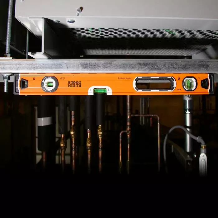 Klein Tools Bubble Level, 3 Vial, 24-Inch, Model 935L - Image 10