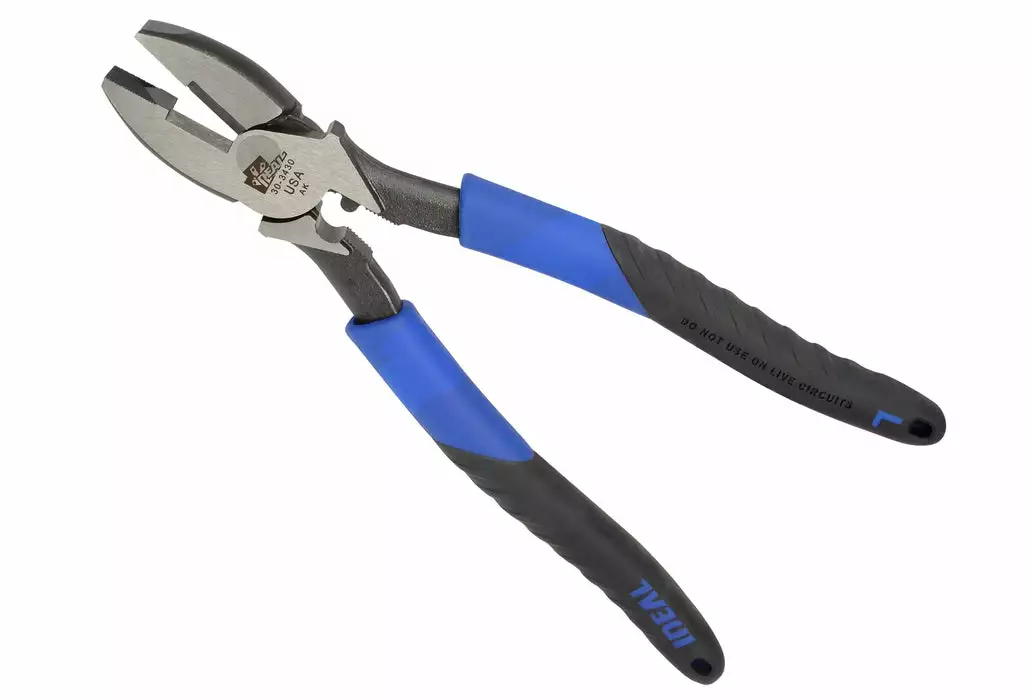 IDEAL Linesman Pliers 9-1/2" With New England Nose, Model 30-3430*