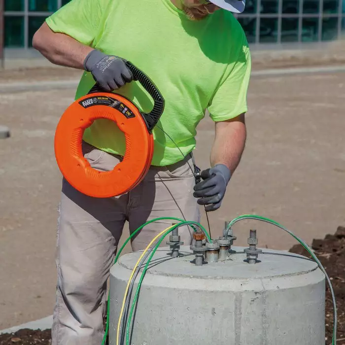 Klein Tools Steel Fish Tape, 1/8-Inch X 240-Foot, Model 56334 - Image 7