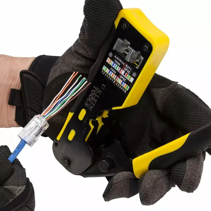 Klein Tools Pass-Thru Modular Data Plugs, RJ45-CAT5e, 200-Pack, Model VDV826-762* - Image 4